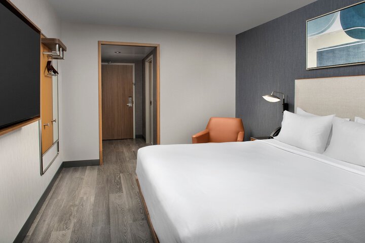 Room 28 of 57