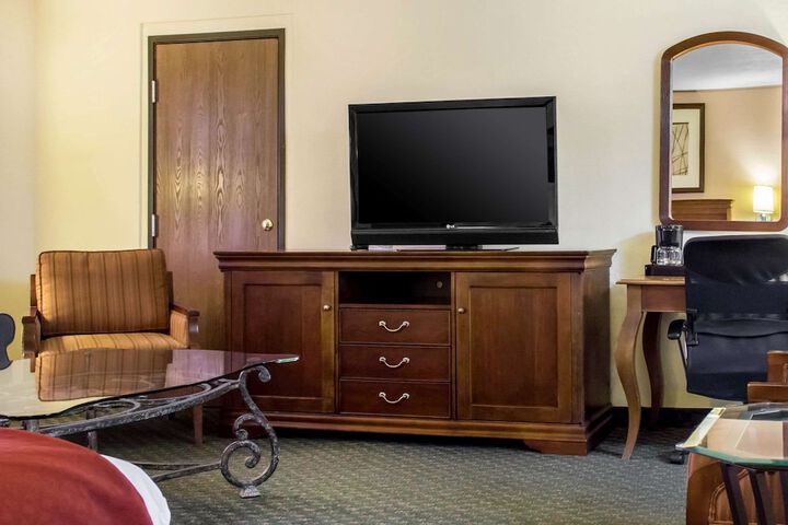 Room 17 of 26