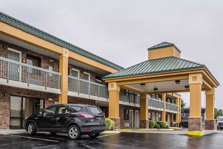 Hotel 3 of 20