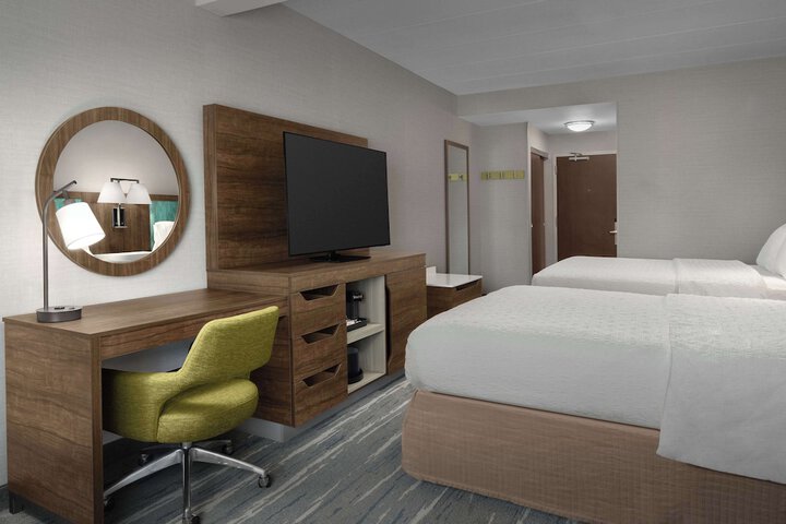 Room 19 of 35