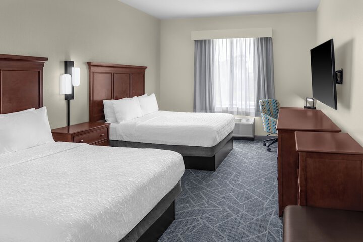 Hampton Inn & Suites Coconut Creek