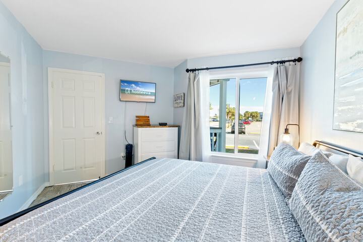 Room 42 of 119