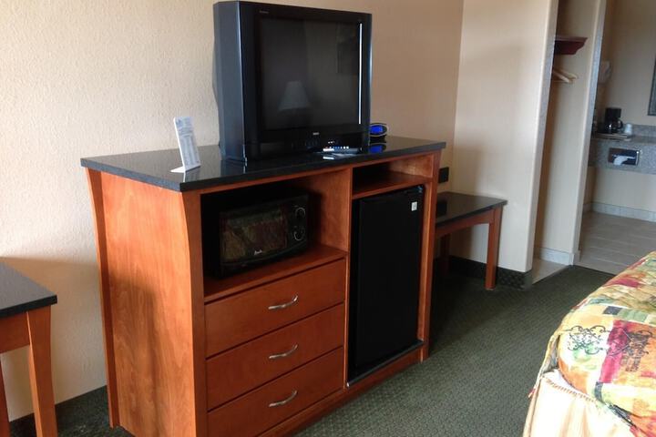 Room 27 of 31