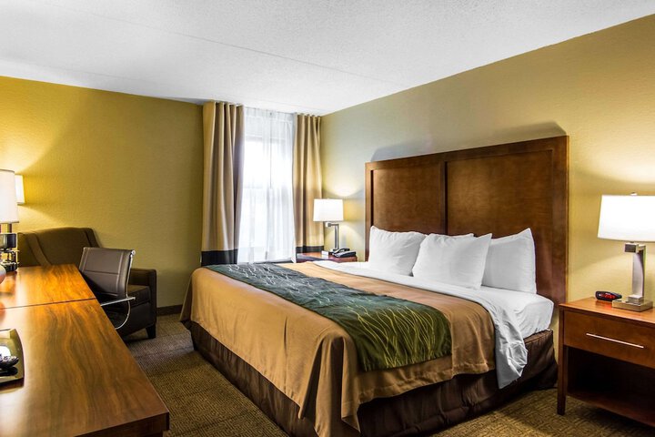 Room 21 of 35