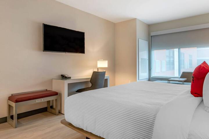 Cambria Hotel Rock Hill - University Center