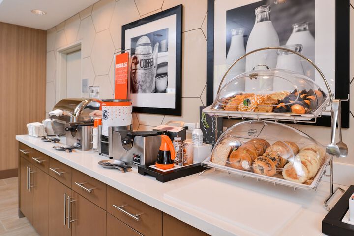 Breakfast/Coffee Service 49 of 58