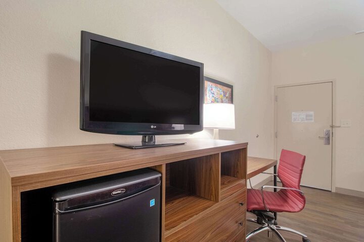 Room 31 of 59