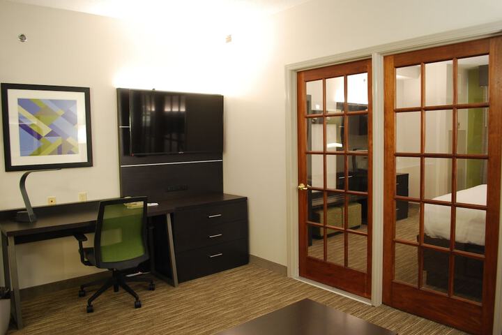 Holiday Inn Express Hotel and Suites Kingsport by IHG
