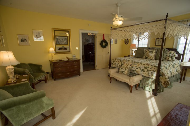 Room 40 of 75