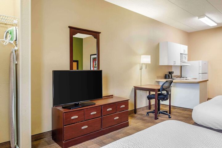 Room 22 of 27