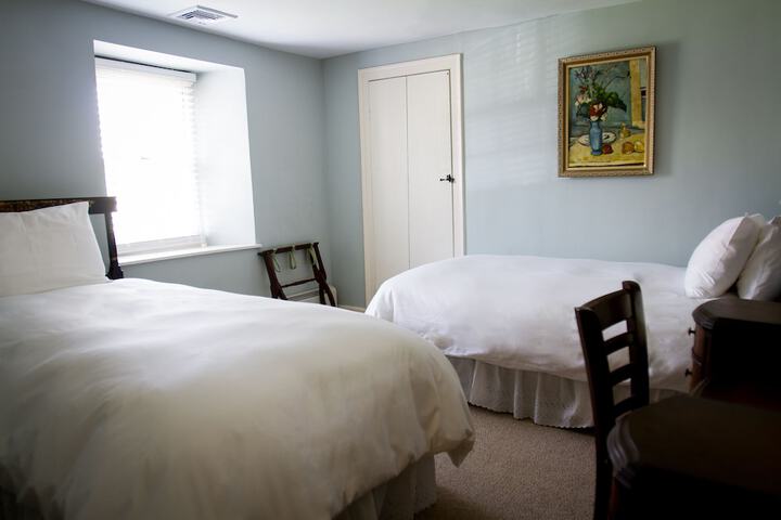 Room 47 of 75