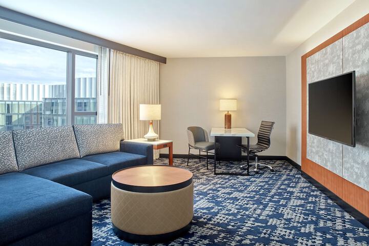 Room 28 of 51