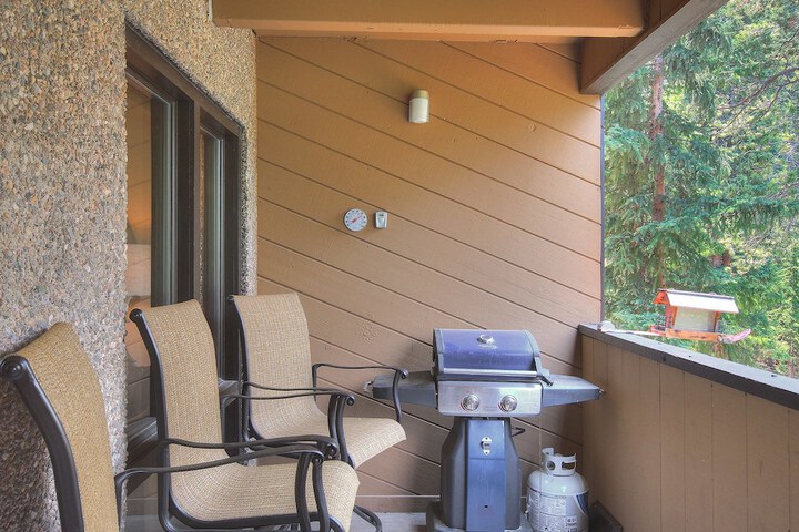 Property Grounds 23 of 23