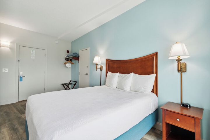 Room 52 of 135