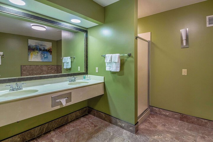 Quality Inn Paris