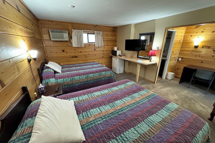 Room 17 of 47