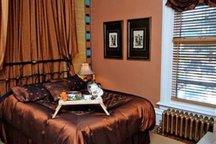 Room 50 of 140
