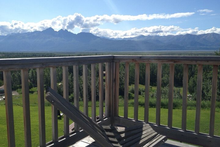 Pioneer Ridge B & B Inn