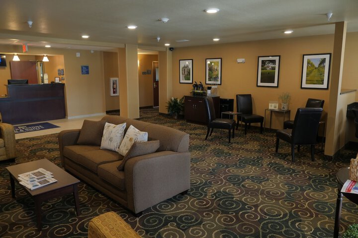 Cobblestone Inn & Suites - Winterset IA
