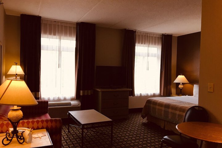 Room 23 of 48