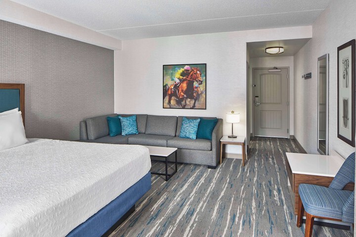 Hampton Inn & Suites Saratoga Springs Downtown