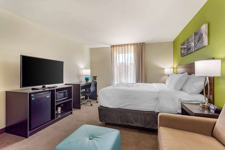 Room 16 of 35