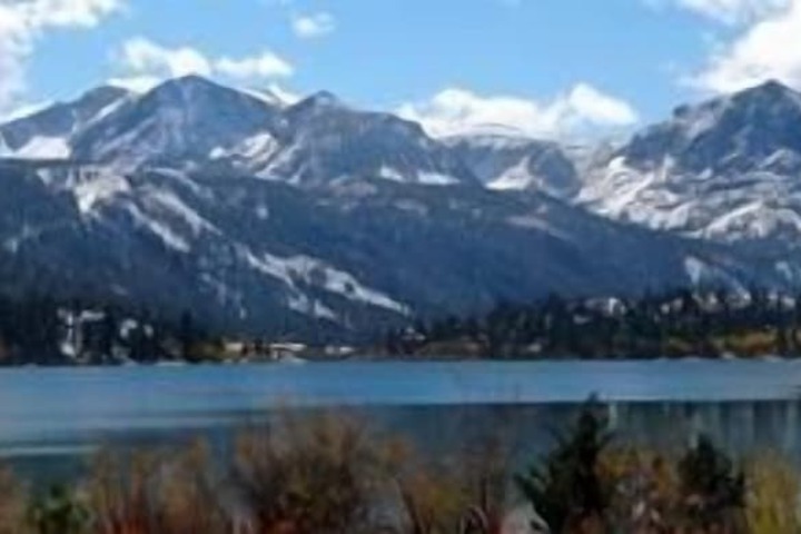 Boulder Lodge