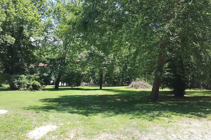 Property Grounds 32 of 34