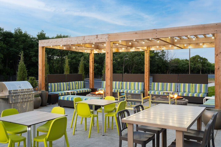Terrace/Patio 39 of 40