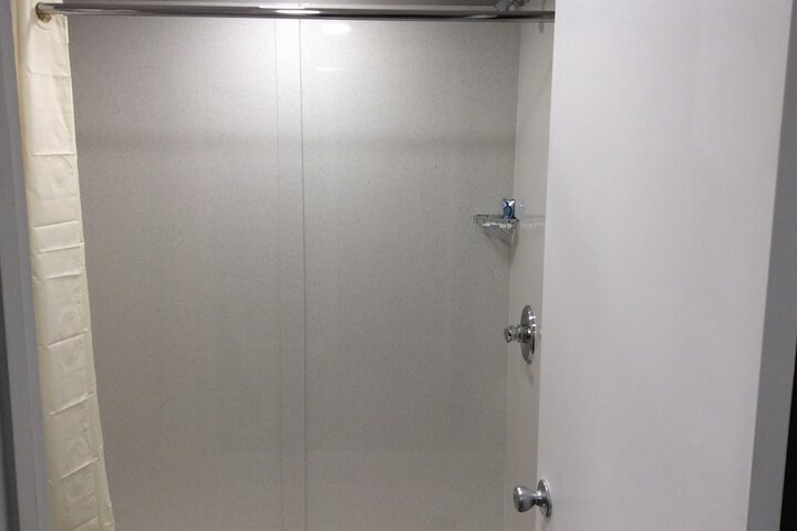 Room 12 of 24