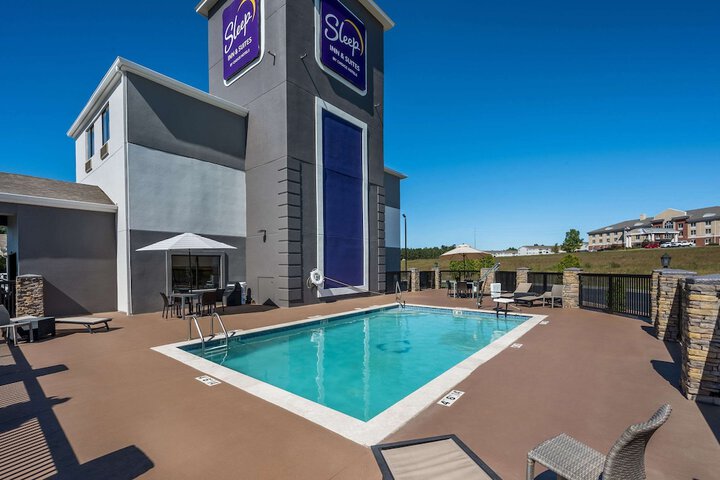 Pool 6 of 33
