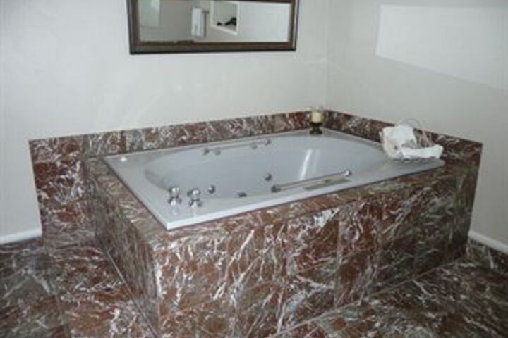 The Monticello Hotel