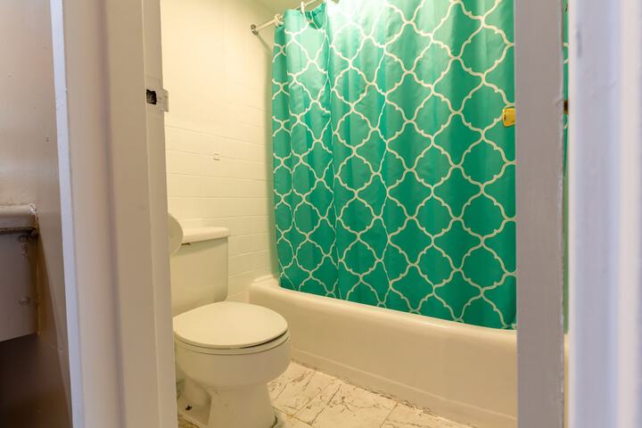 Room 10 of 47