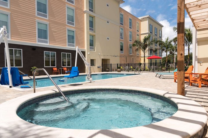 Pool 5 of 37