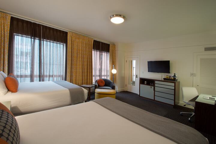 Room 43 of 67