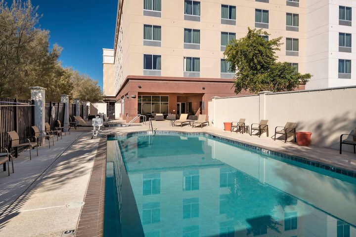 Pool 5 of 37