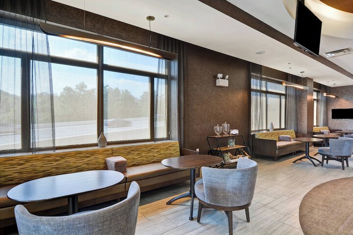 Hotel Interior 20 of 39