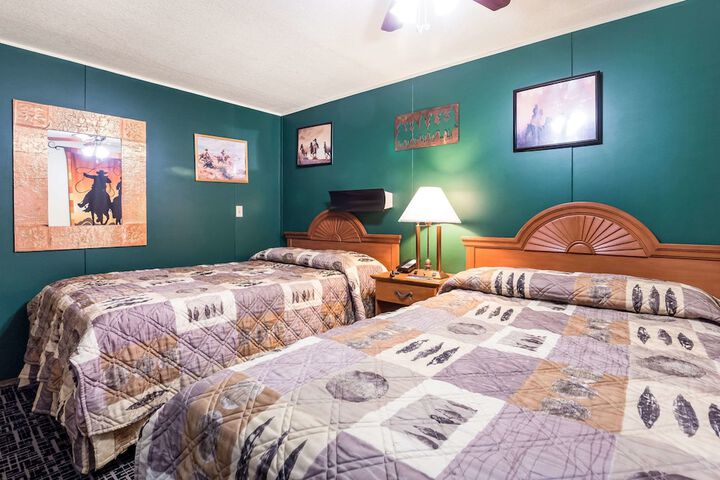 Room 14 of 48