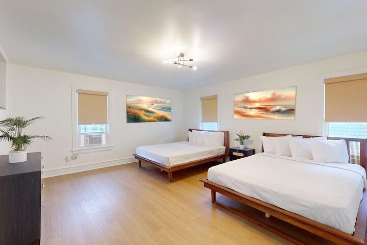 Room 8 of 45