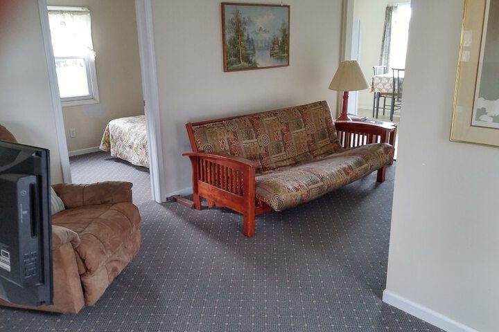 Room 80 of 104