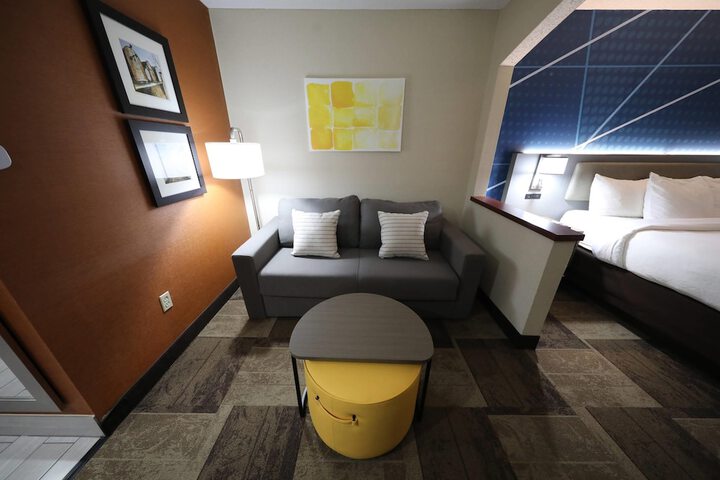 Comfort Inn & Suites Hutchinson