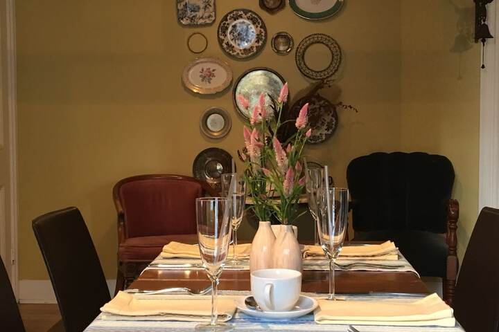 Dining 111 of 164