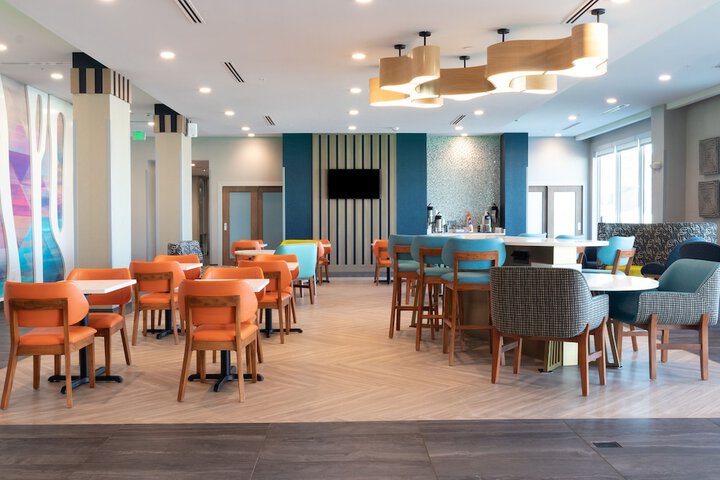 Breakfast/Coffee Service 35 of 49