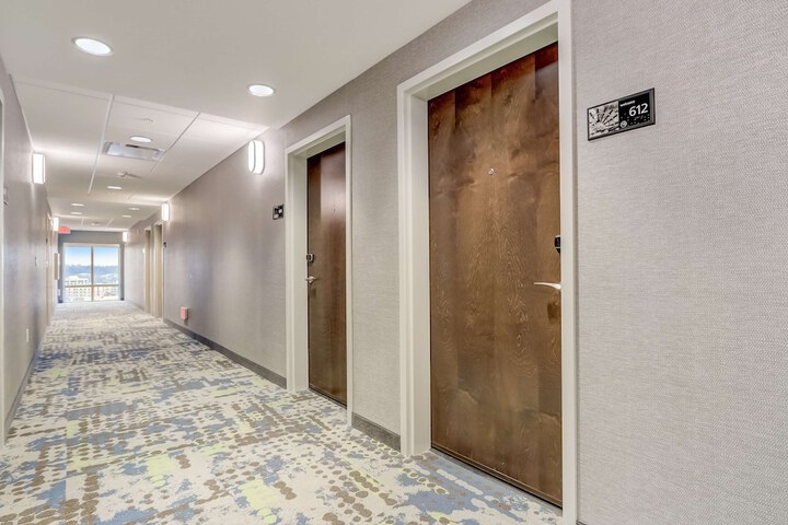 Ballroom/Hall 77 of 83