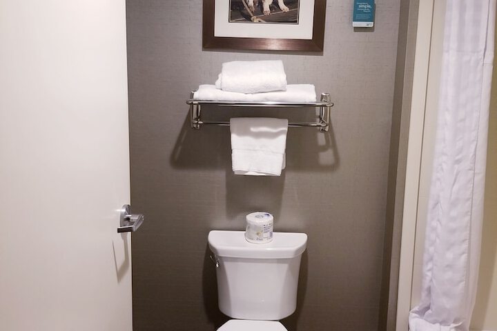 Room 18 of 52