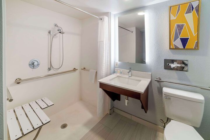 Room 15 of 31