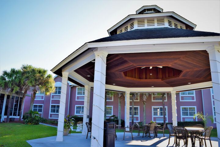 Hotel Exterior 61 of 61