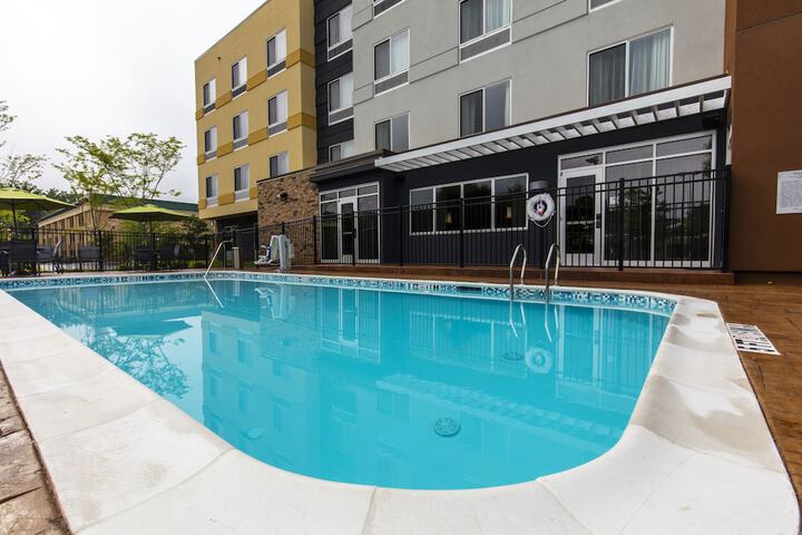 Pool 6 of 34