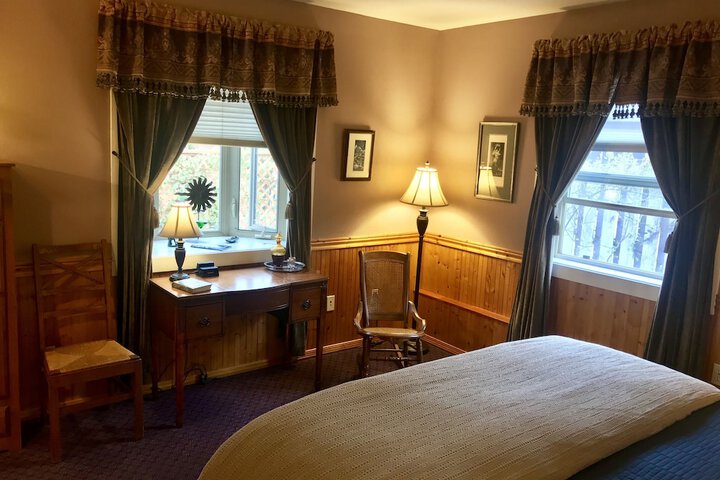 Room 64 of 79