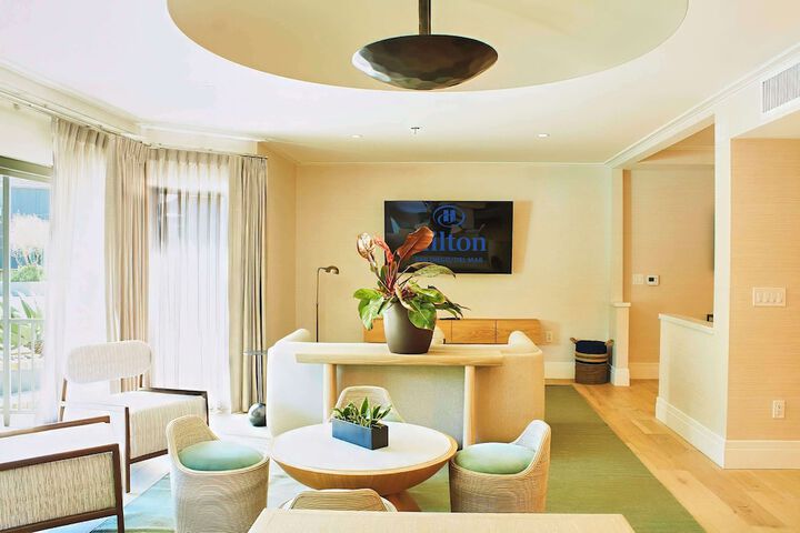 Hilton San Diego / Del Mar